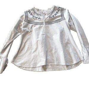 Meme Top Size Small Petite - Perfect for Any Occasion!